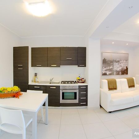 Appartamento Nuvola - Lake Como - Near The Beach - Near The Center Colico Buitenkant foto